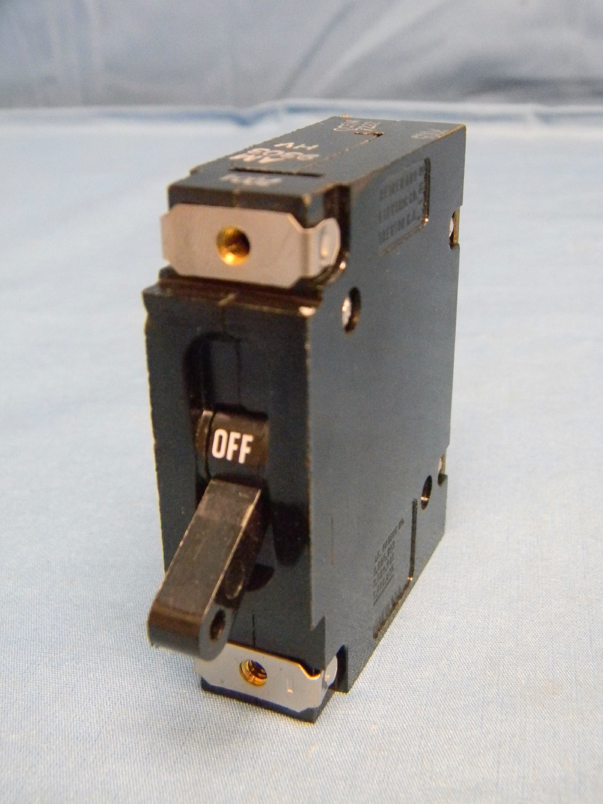 NEW Heinemann AM1-Z700-4 1-Pole 1A, 65V & 28V DC/DC Circuit Breaker