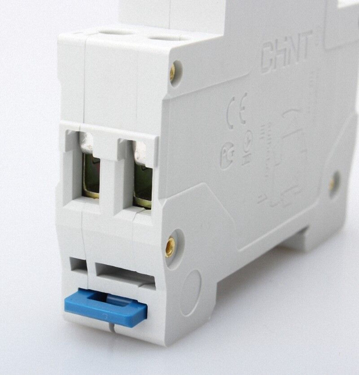 New CHINT Circuit breaker DPN DZ267-32 AC230V 4.5KA 1P+N C 32Amp
