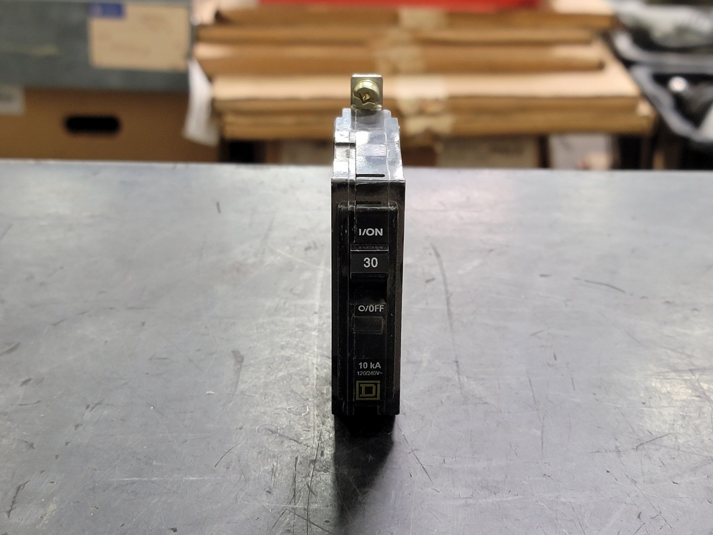 SQUARE D QOB130 30 Amp, 1 Pole, 120/240 volts Circuit Breaker – Electrical