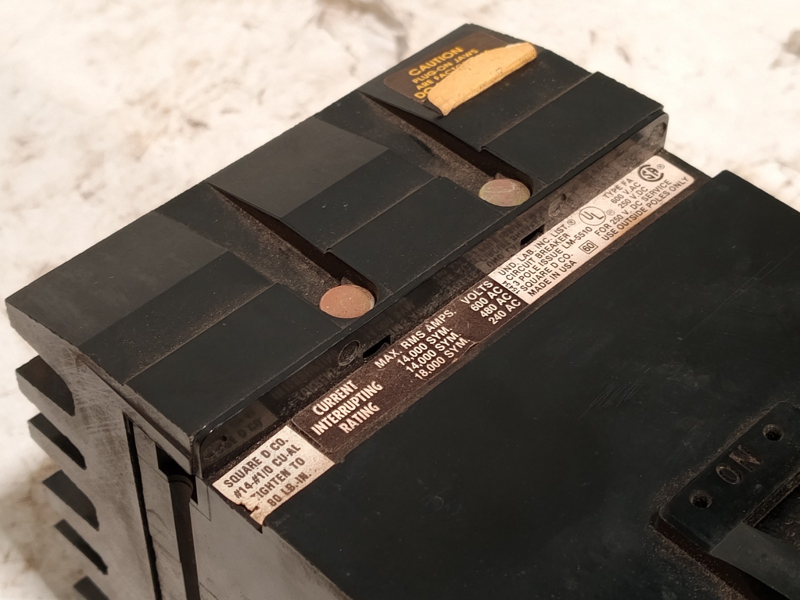 Square D FA-36040 3 Pole Circuit Breaker 40A 240/480/600VAC Type FA