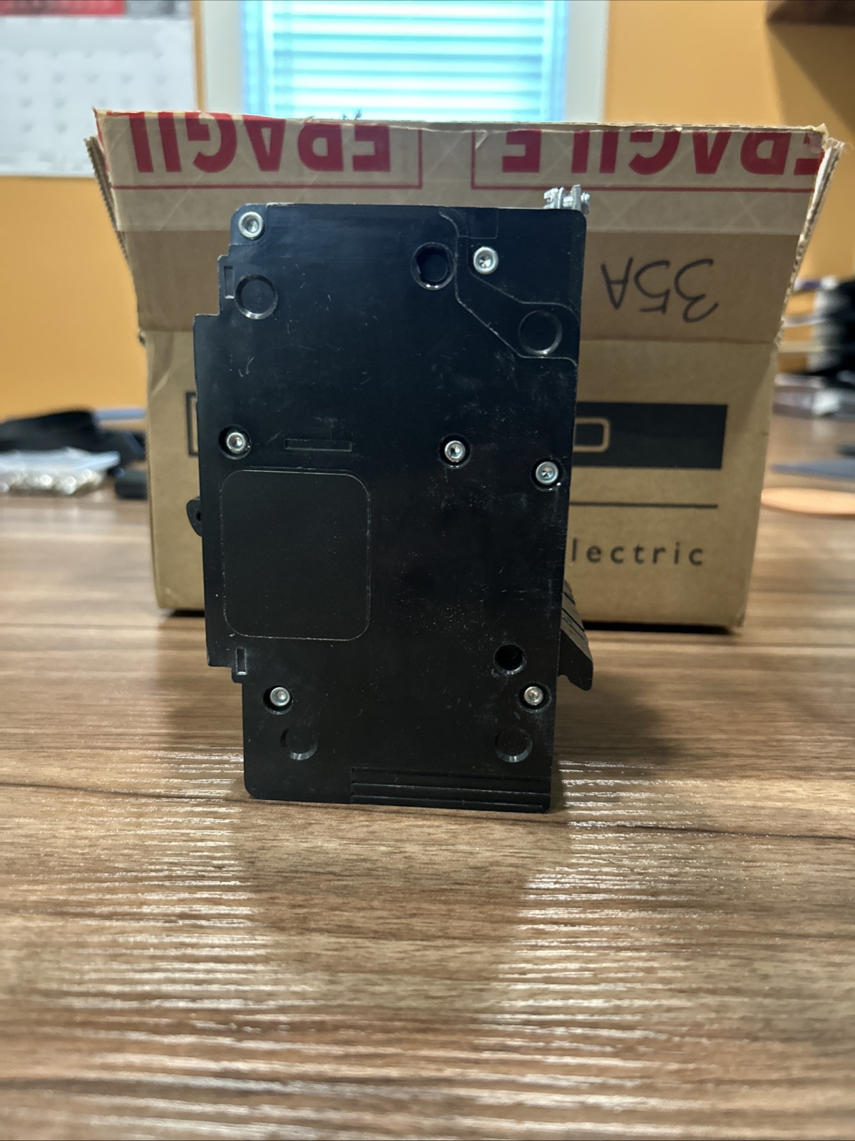 Square D 35A Circuit Breaker – EDB34035