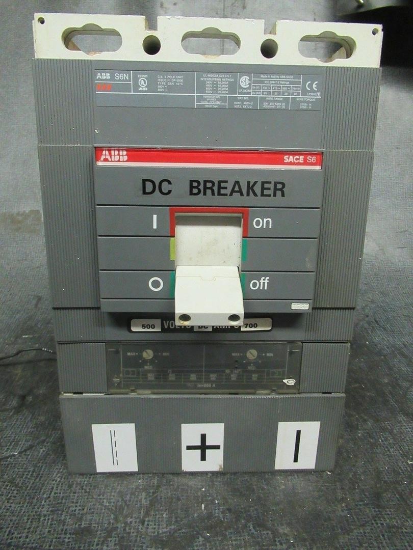 ABB BREAKER SACE-S6 S6N 600V 700A W/ AUXILIARY SWITCH, UVR & ONE GUARD