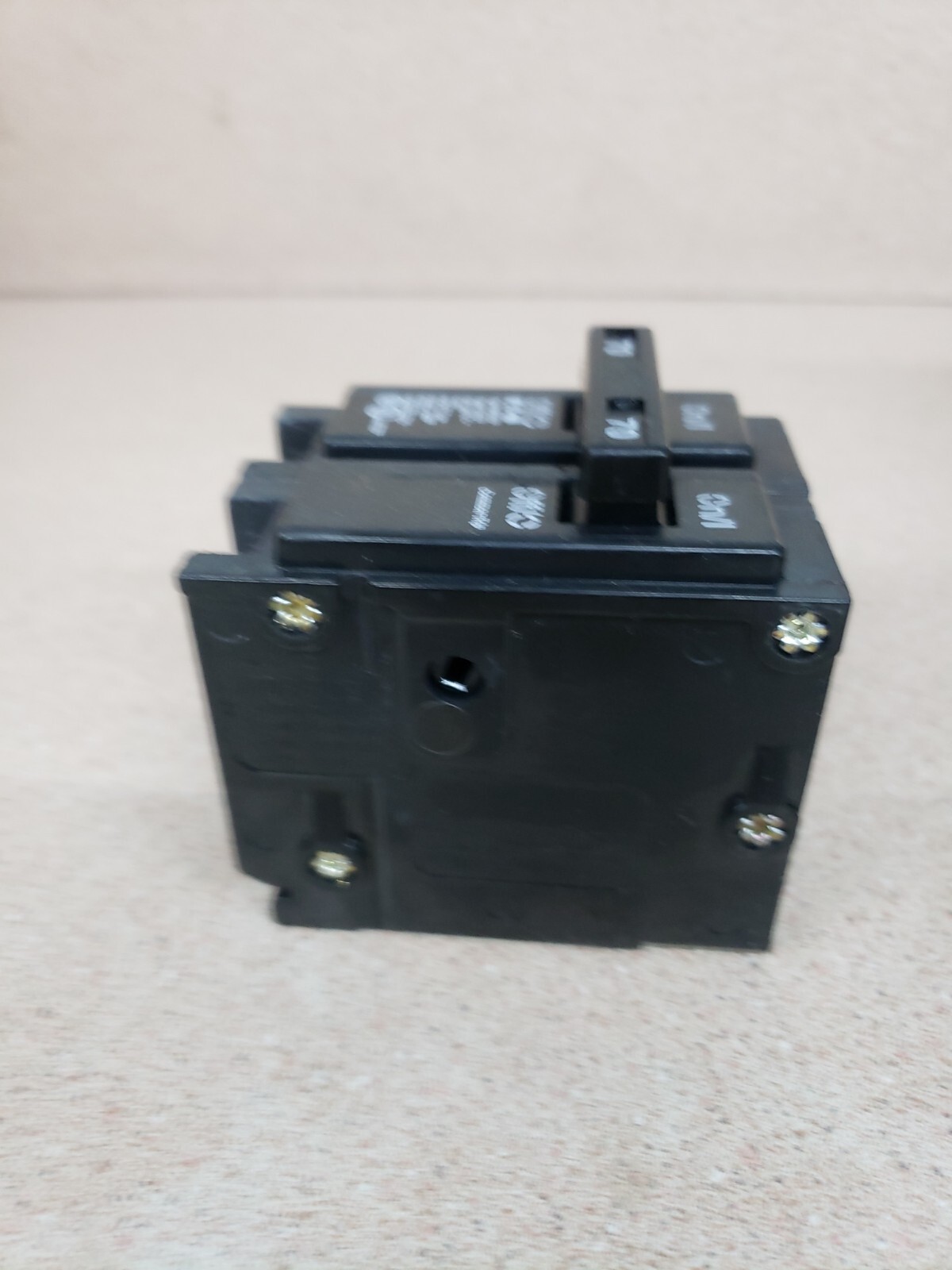 (1) NEW EATON BR270 Circuit Breaker 120/240 Volts 70 Amps 2-Pole FREE SHIPPING