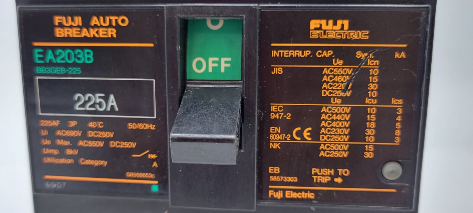 Fuji Electric EA203B Circuit Breaker 225A 690VAC 250DC 3P 3PH Type EA 225 Amp