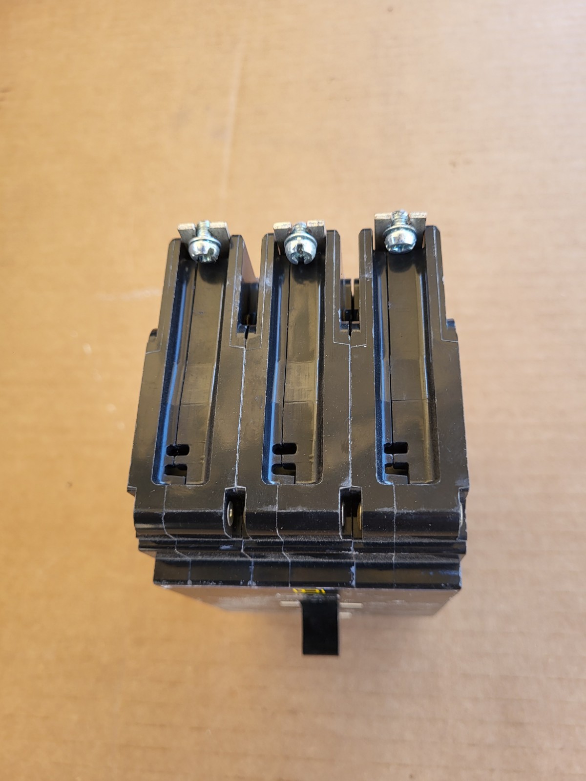 USED Square D EDB34015 Circuit Breaker 15A 240/480Y/277VAC 3-Pole FREE SHIPPING