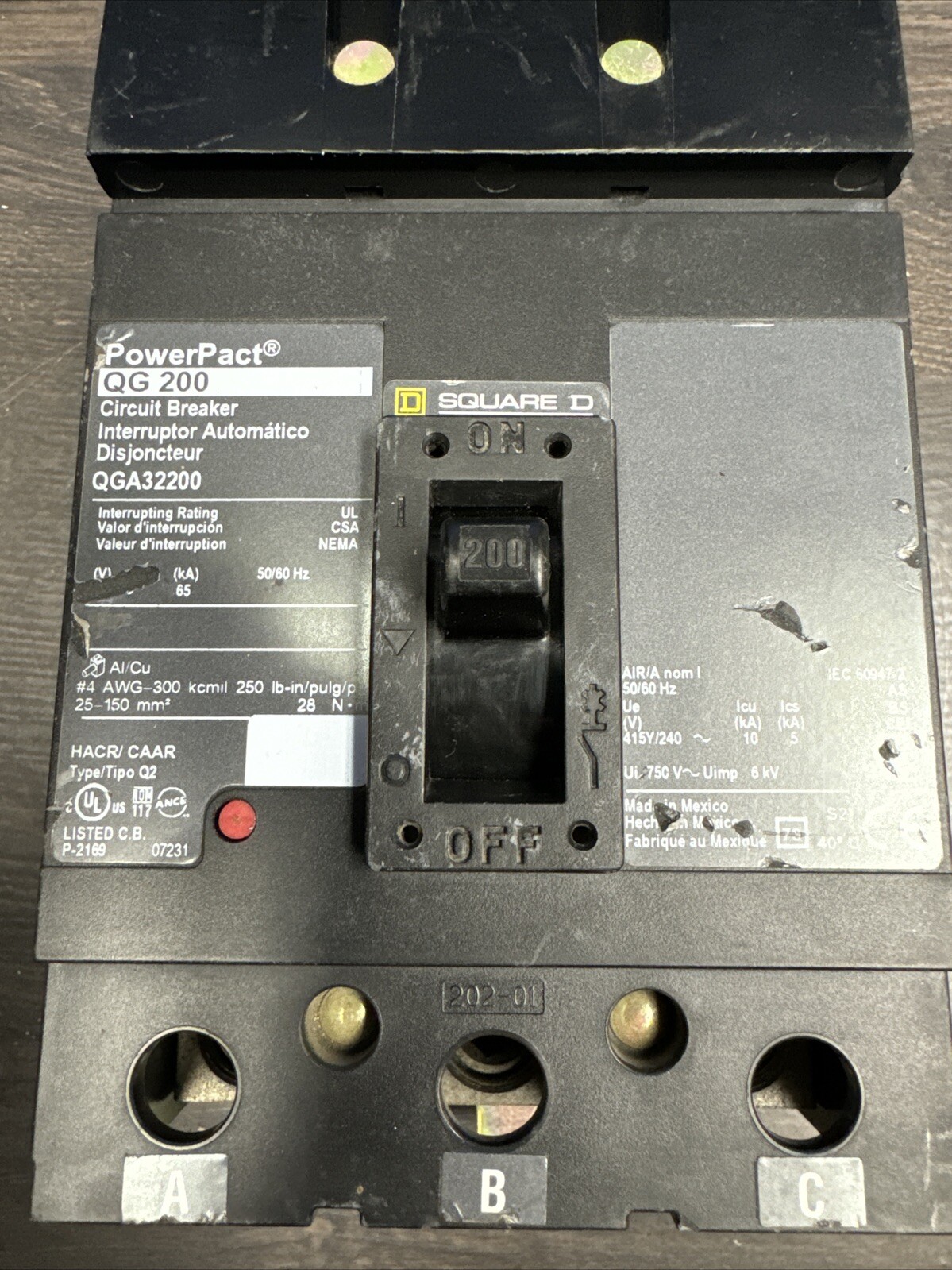 QGA32200 Square D 200 Amp 240V 3 Pole 65kA@240V I-Line Circuit Breaker