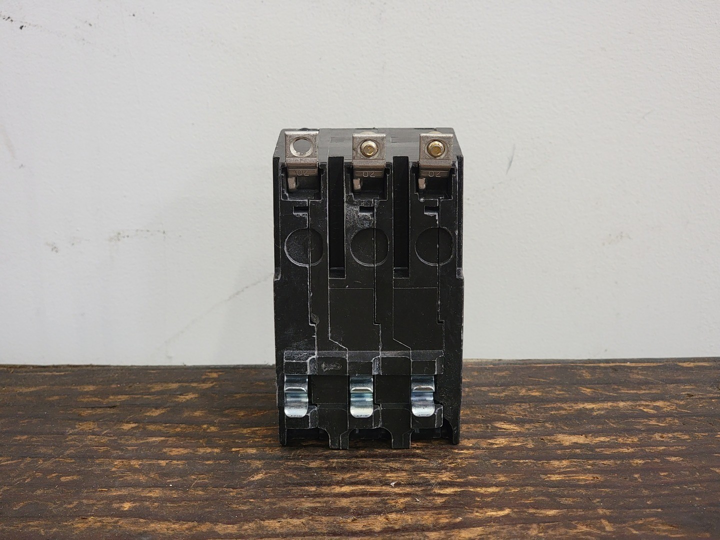 SURPLUS NEW SQUARE D QOB360VH 60 Amp, 3 Pole, 240 volts Circuit Breaker