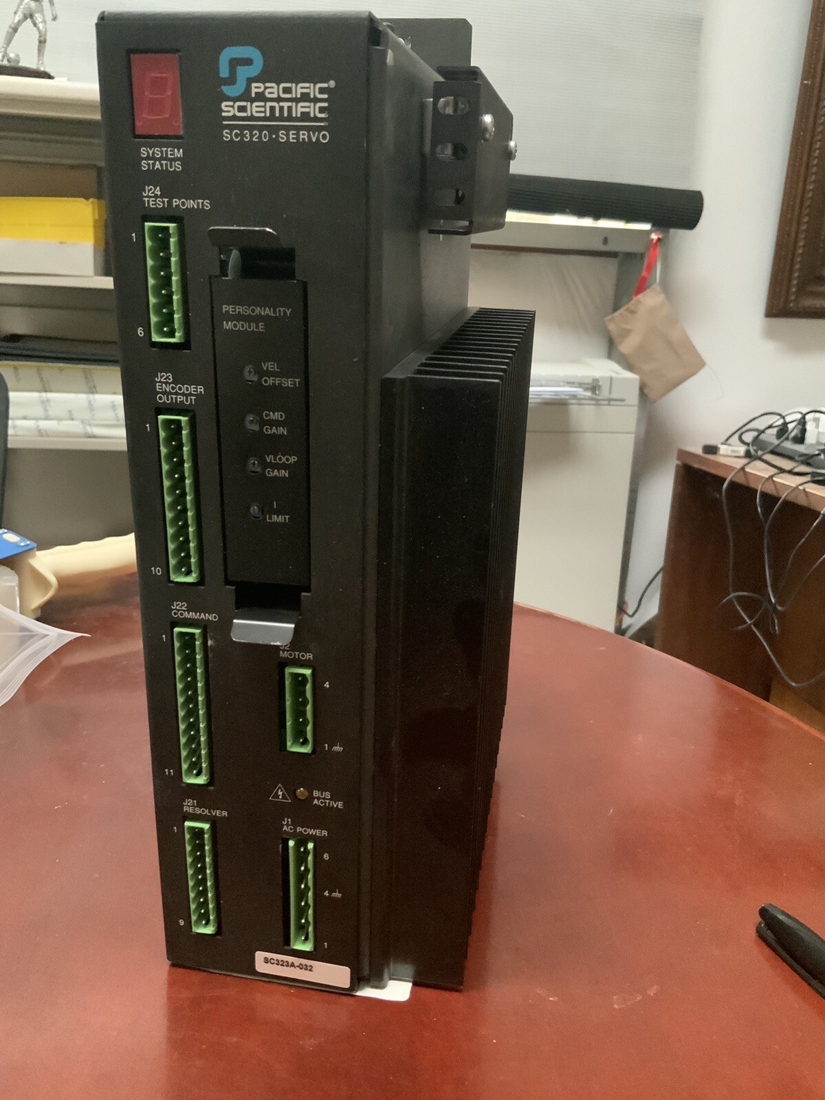 PACIFIC SCIENTIFIC – Servo Motor, Model number: SC320. GOLDEN FAB