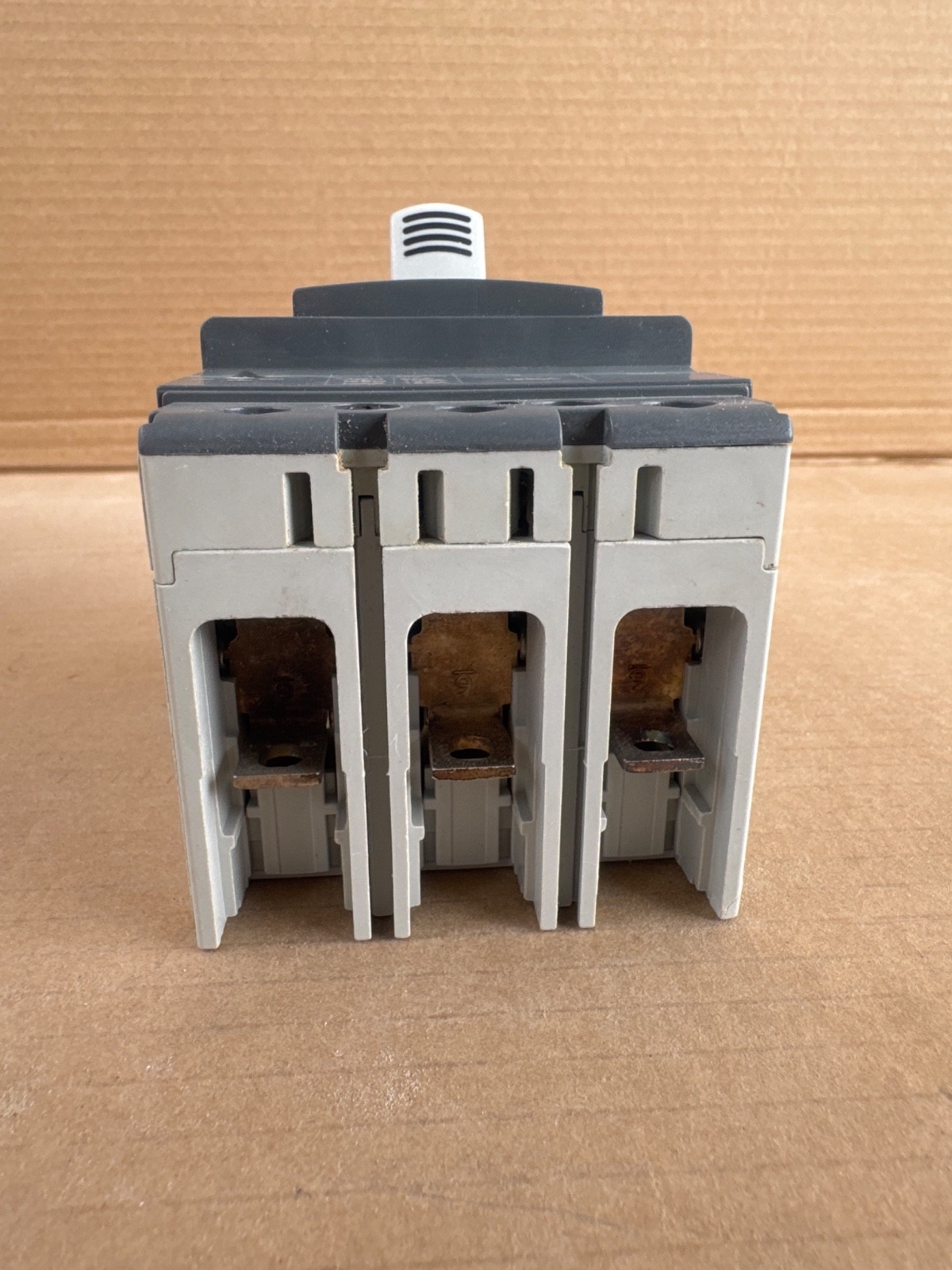 ABB XT1N 160 1SDA067417R1 125 A Circuit Breaker