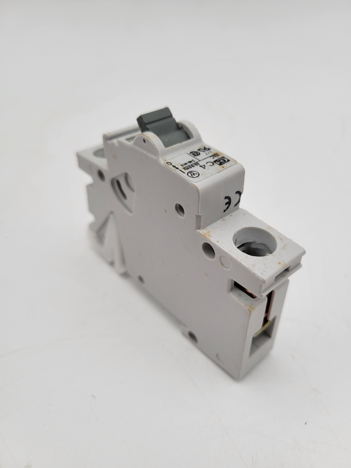 Cutler Hammer SPCL1C04 Miniature Circuit Breaker 4 Amp 1 Pole 240-415 VAC DIN