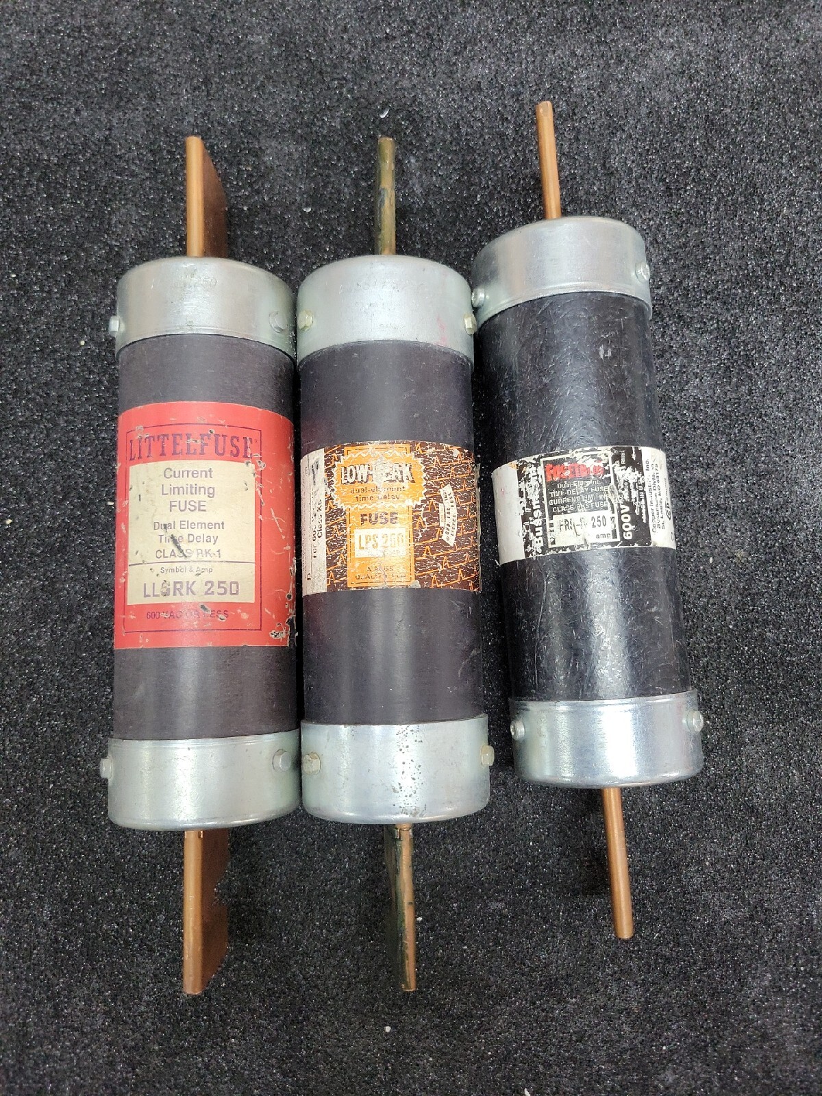 1) Littel Fuse LLSRK 250A 600V Fuse *Mix