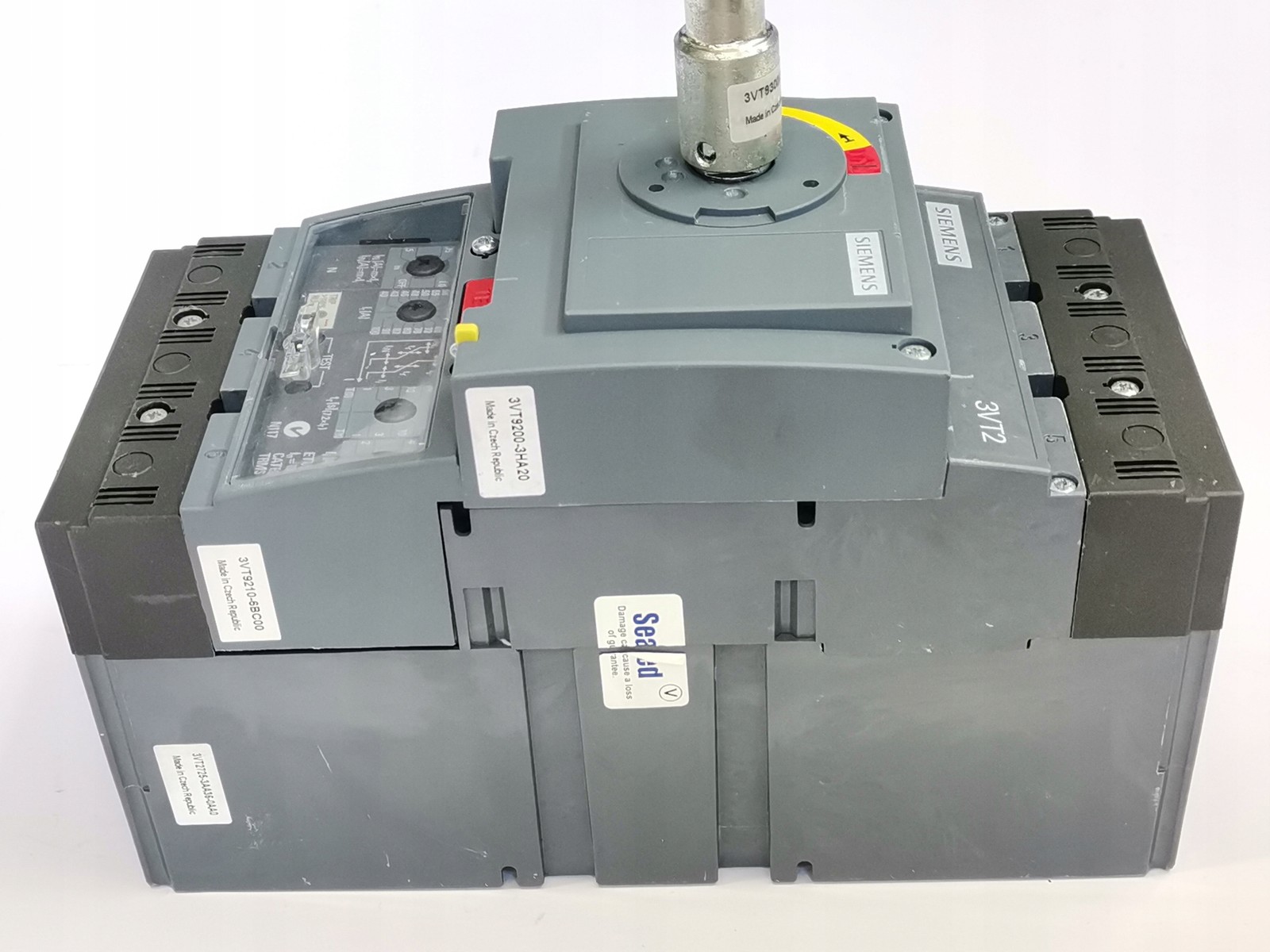 Siemens disconnector 3VT2 100 A used