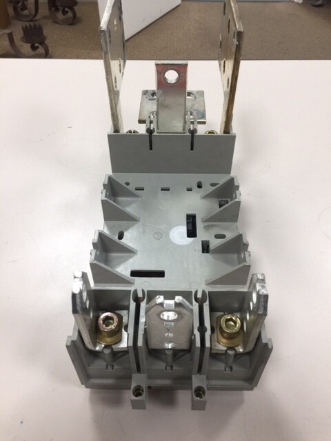 Merlin Gerin NSJ400A Switch w/ 32514 Plug in Base Adapter / (2) Aux 48VDC SHUNT