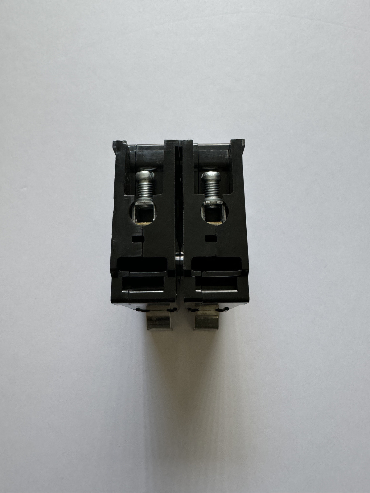 Eaton BAB2020 Cutler Hammer 2-Pole Circuit Breaker – Black