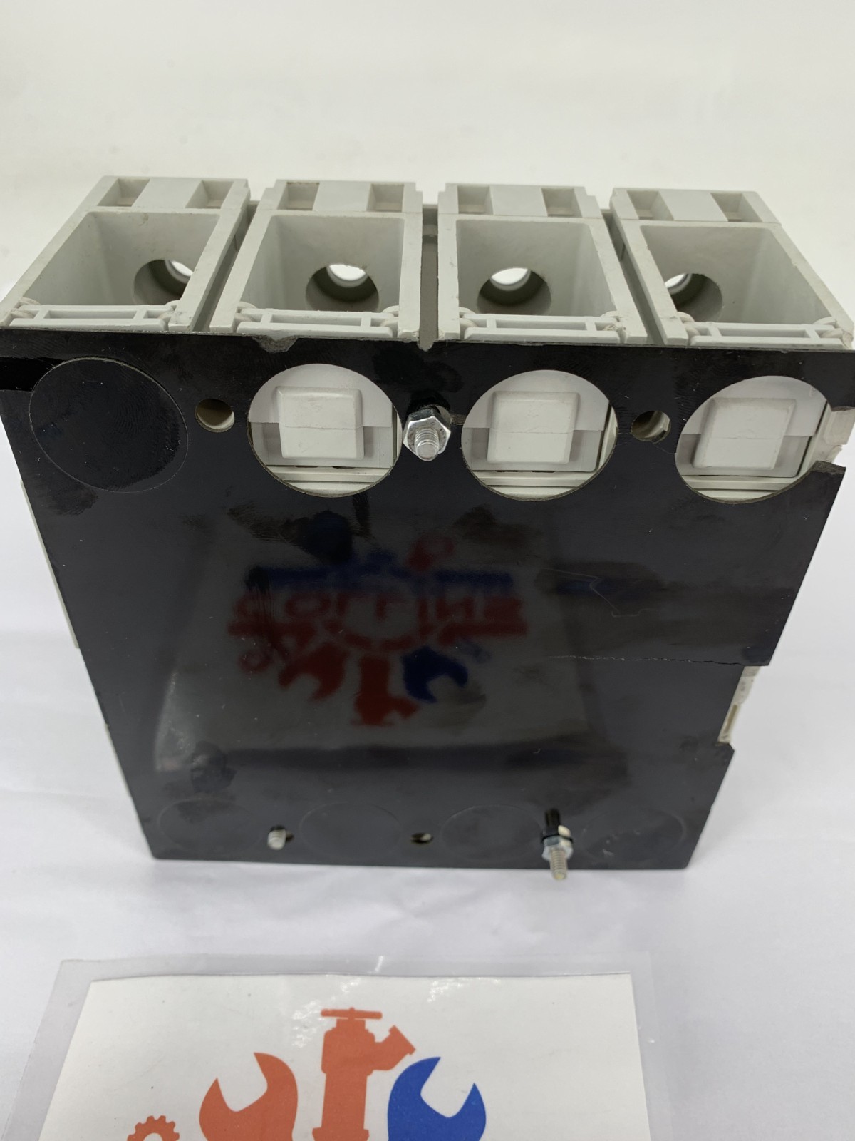 ABB SACE Tmax T3N T3N200TW 200A 4P 690VAC Molded Case Circuit Breaker