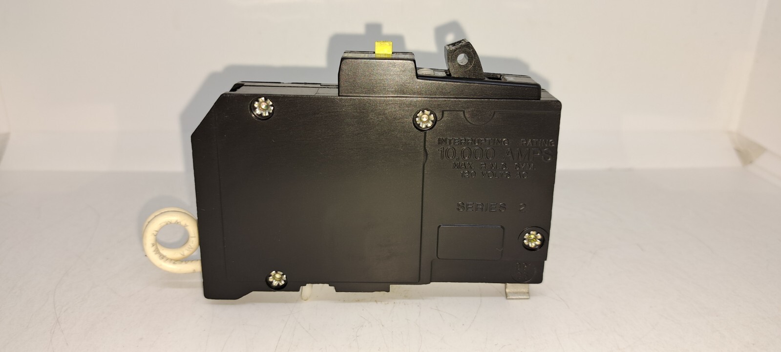 Square D QO115GFI 15 Amp 1 Pole 120V Ground Fault Circuit Breaker Flaw