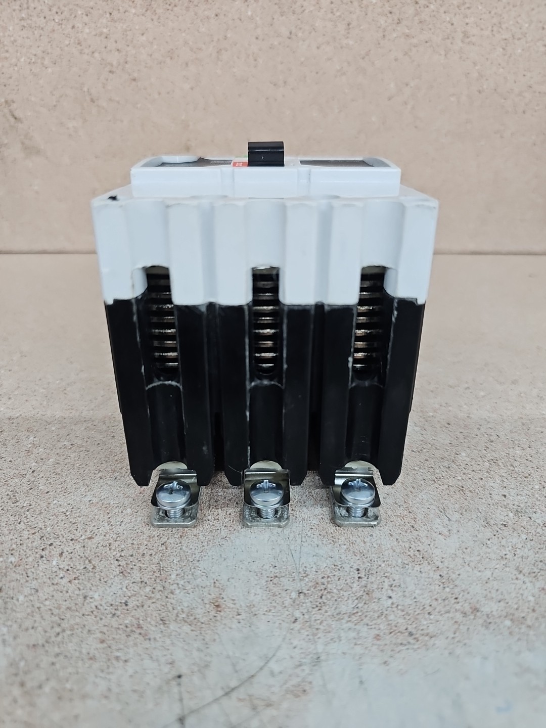 1) New Take Out GE TEYL3030B 3 Pole 30 Amp Circuit Breaker