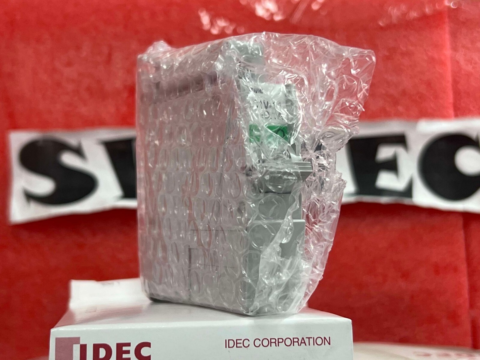 IDEC NC1V-1111-0.1AM Circuit Protector 1 Pole 0.1A