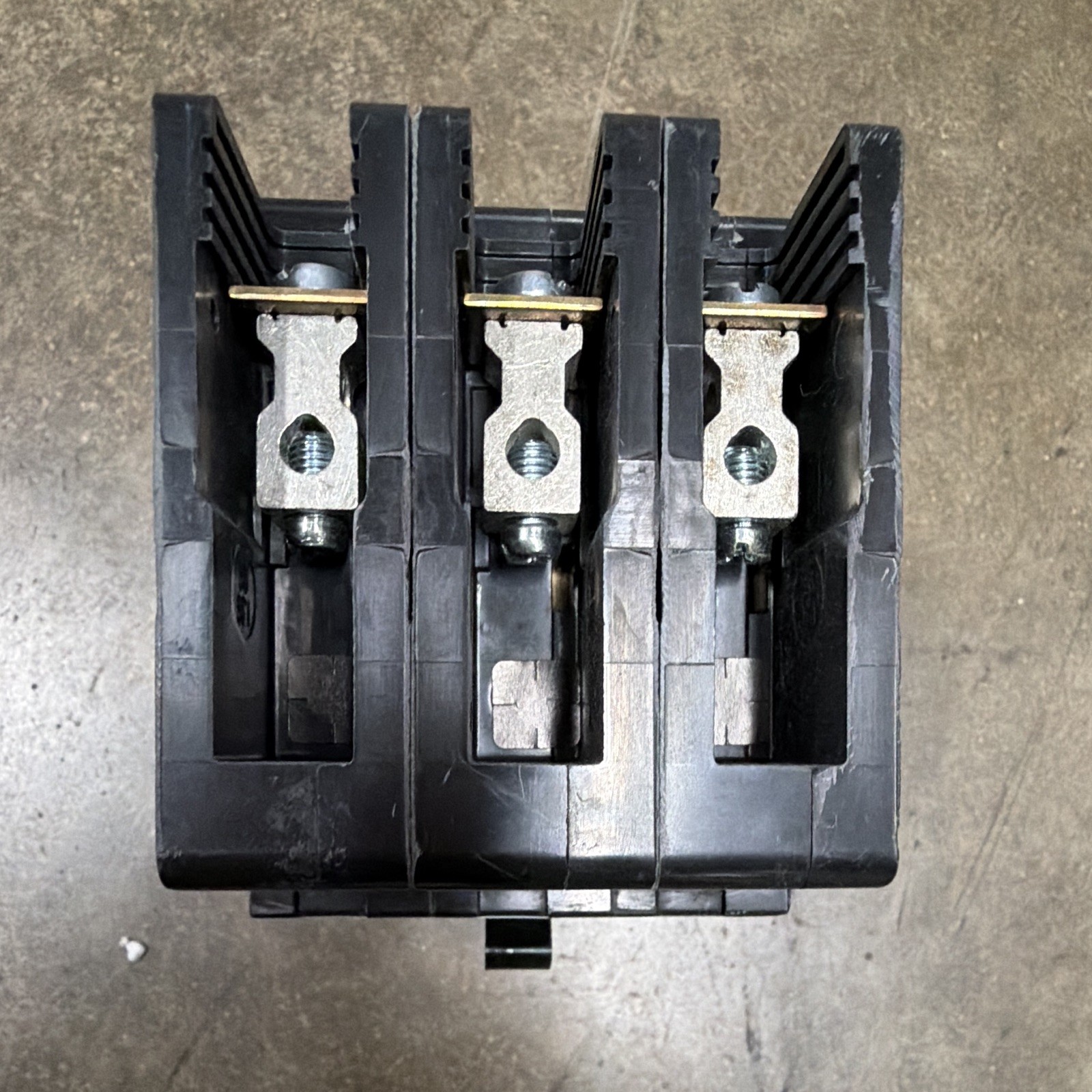 (OPEN BOX READ) Square D by Schneider Electric EJB36025 Circuit Breaker