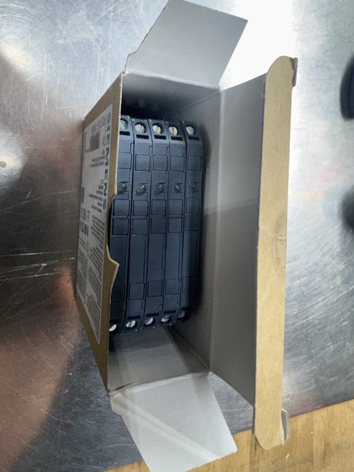 NEW 1 BOX OF 5 SIEMENS 3RQ3055-1SM30 3RQ3055-1SM30, FREE SHIPPING, RETURNS OK