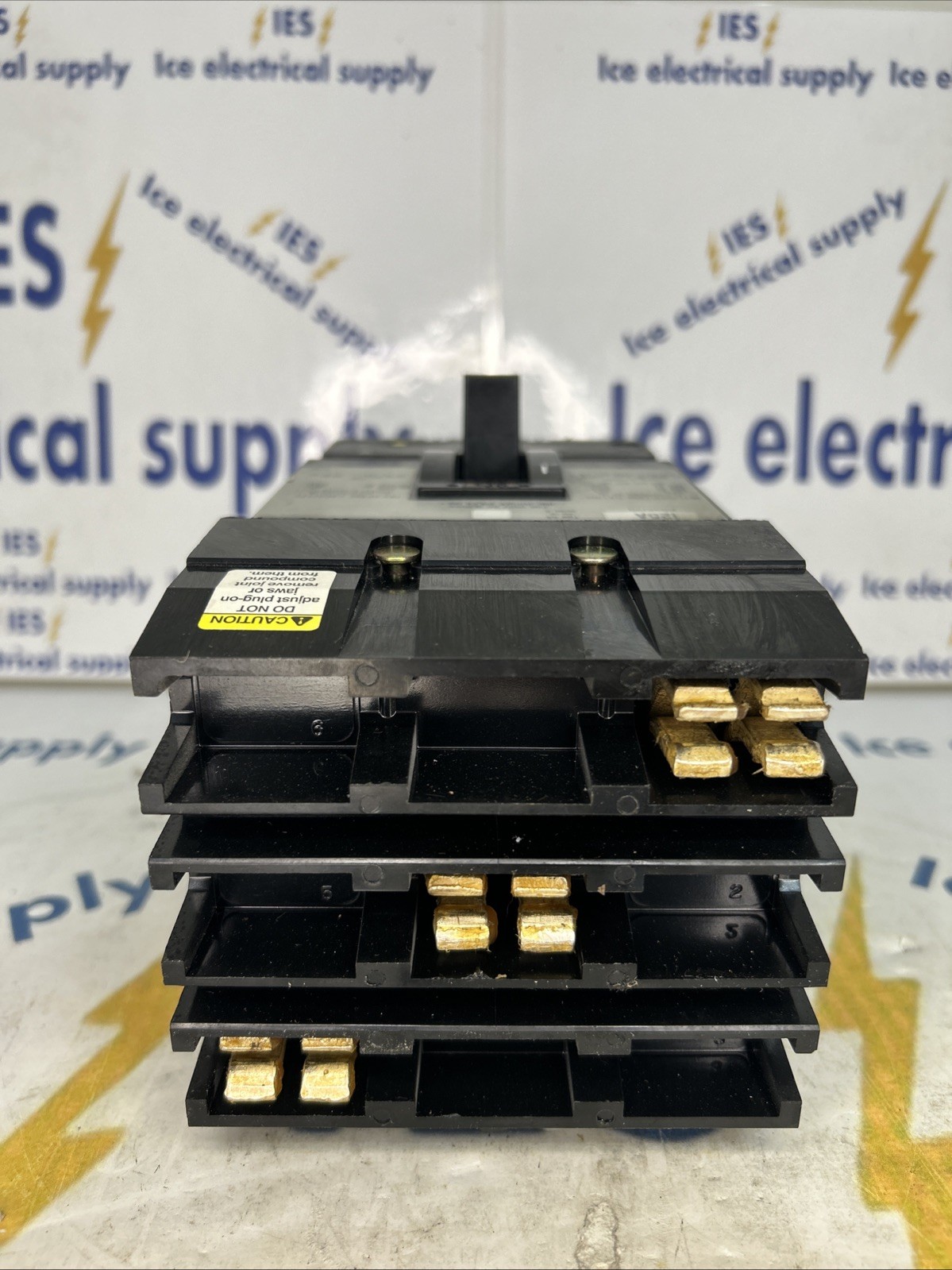 SQUARE D KA36125 125 A 3 P Circuit Breaker