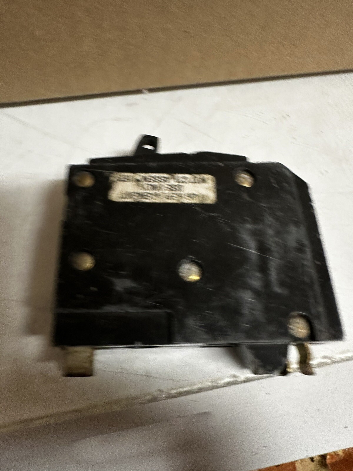 1PC SQUARE D QO2020 QO2020C 20A TWIN CIRCUIT BREAKER (NO HOOK)