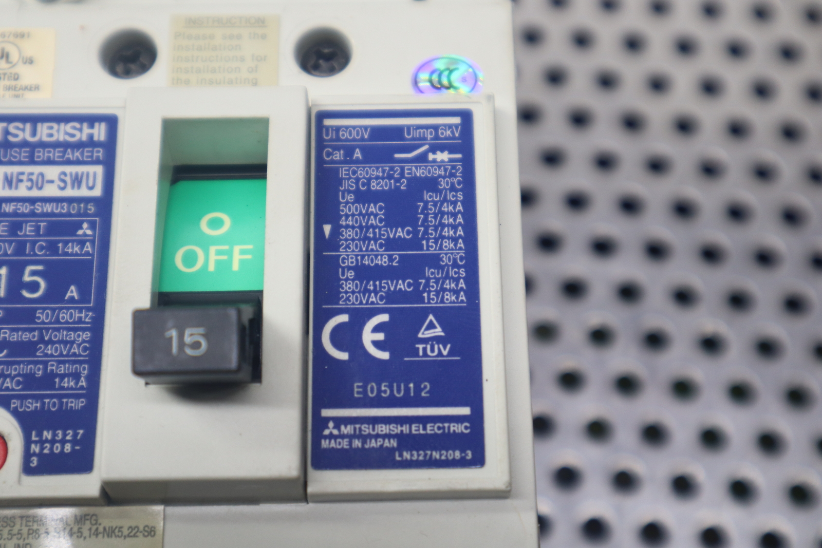 Mitsubishi NF50-SWU 15A No-Fuse Breaker 3-Pole 240VAC W/ F05SWUA Handle Used