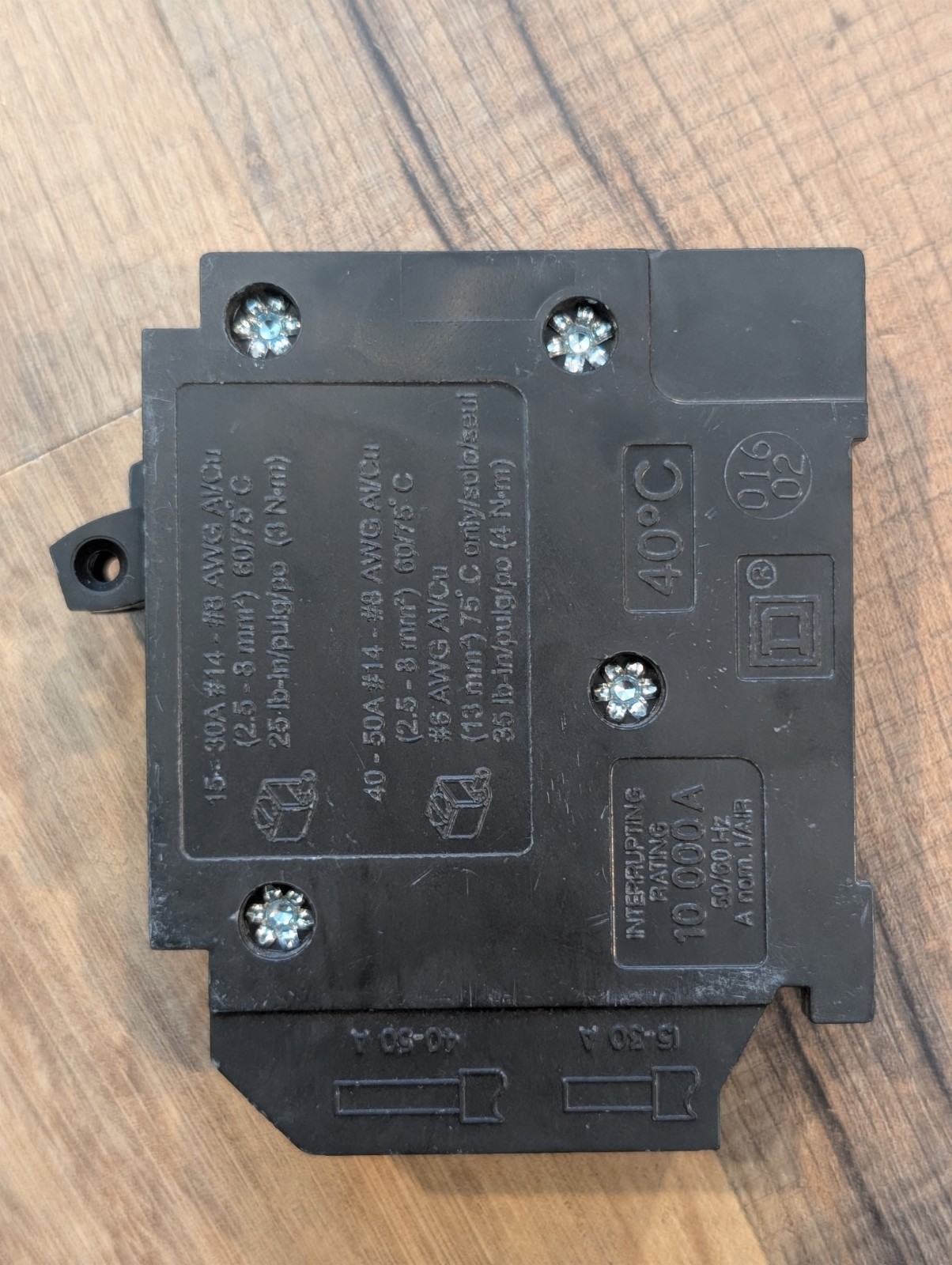 Square D HOMT2020 Homeline 20 amp Twin 1 Pole Tandem Circuit Breaker NEW!!