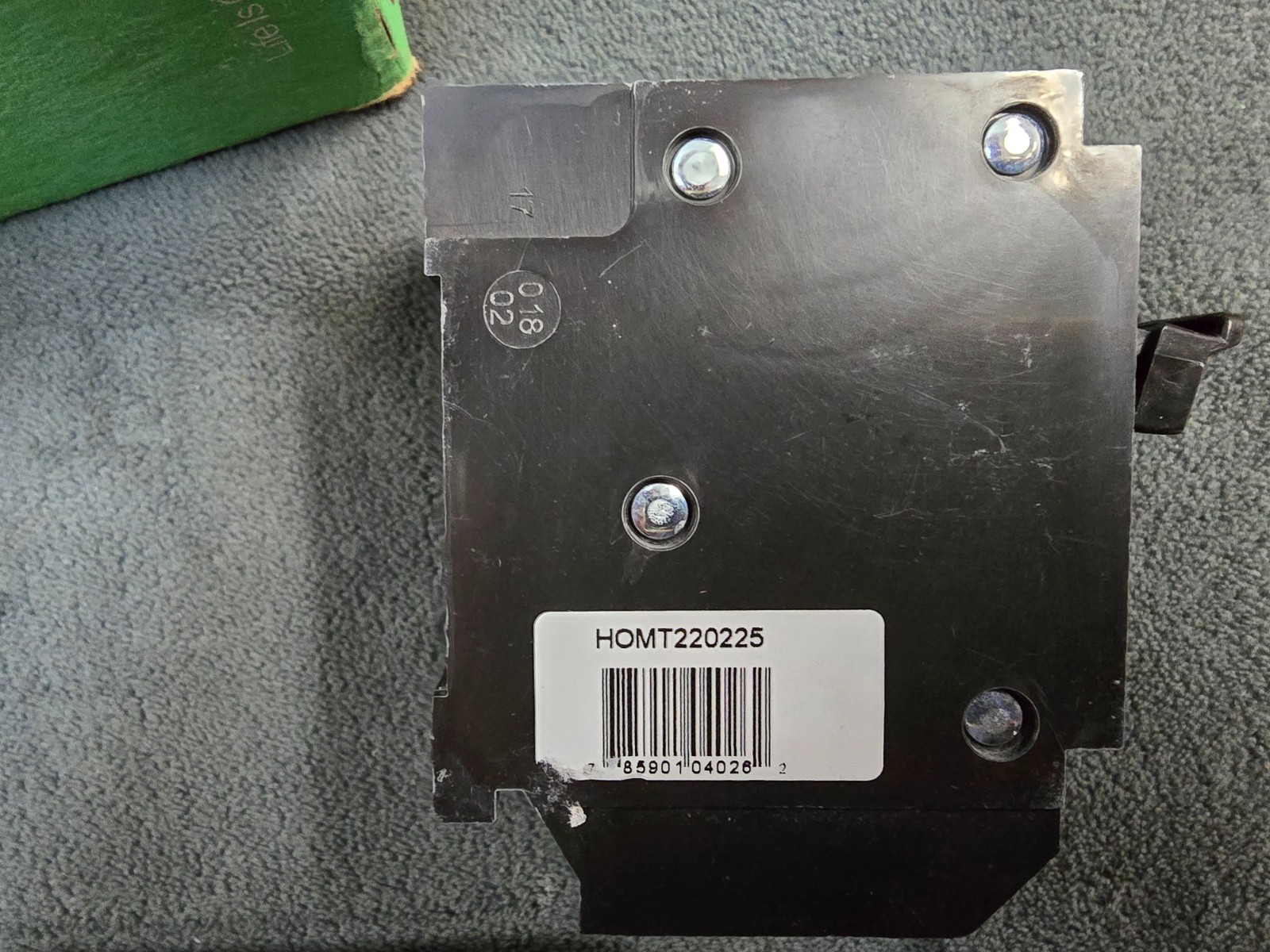 (5) Square D Homeline 1-20 Amp 2-Pole, 1-25 Amp 2-Pole Quad Tandem Circuit Break