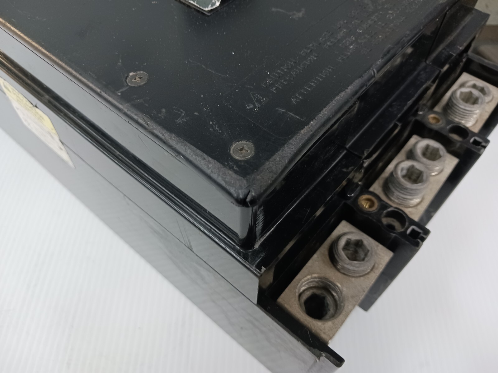 Square D 400 Amp I-Line Circuit Breaker 3 Pole 600 VAC 65kA LC36400 (Flaw)
