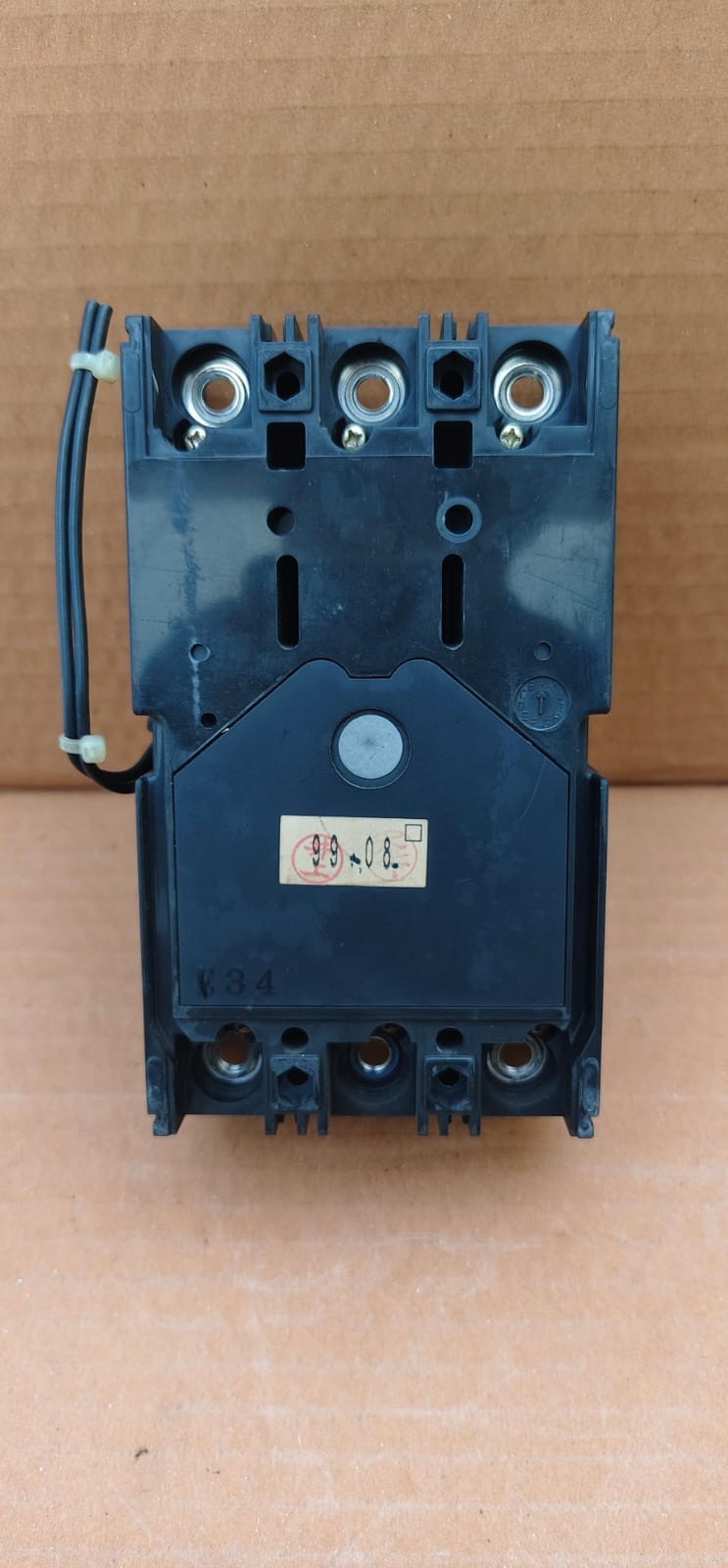 TERASAKI TEMBREAK XS100NB 100A 3 POLE AC690 50~60Hz 41-26180