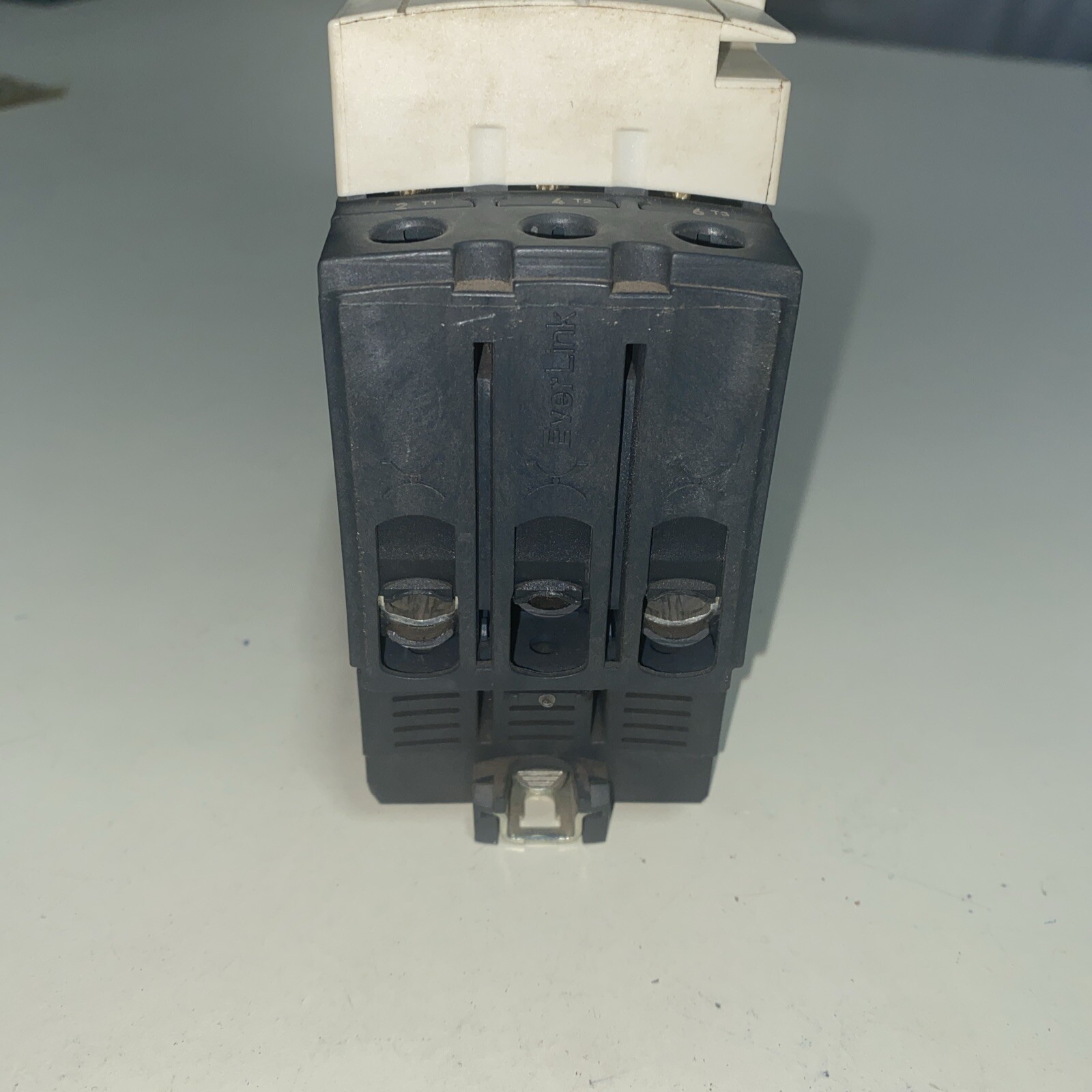 SCHNEIDER ELECTRIC GV3P40 MOTOR CIRCUIT BREAKER 30-40A