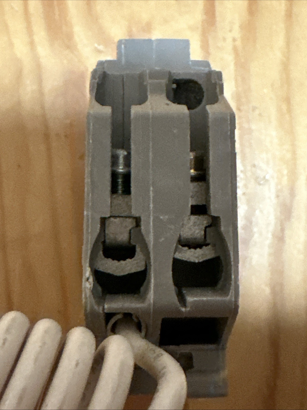 GE GENERAL ELECTRIC 15 AMP ARC FAULT CIRCUIT BREAKER 1P 120VAC THQL1115AF AFCI