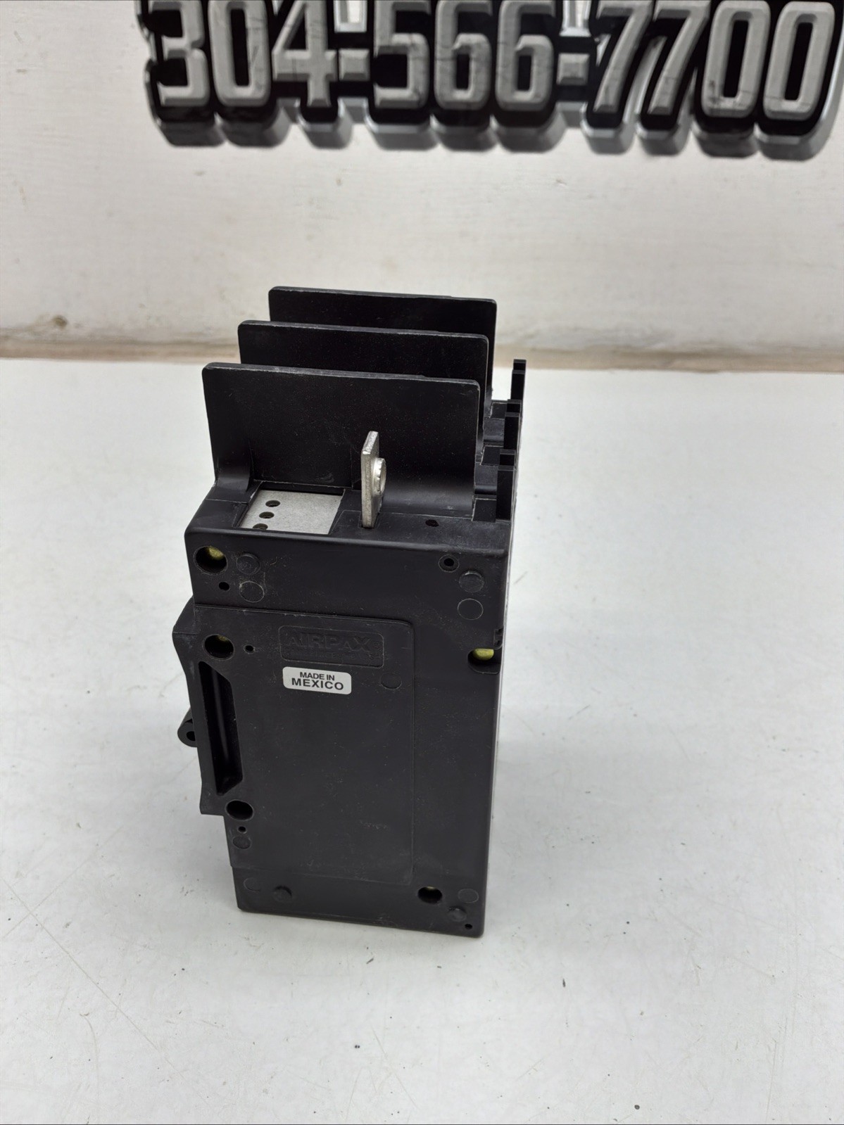 Carlyle Circuit Breaker HH 83XB 405 480V NIB