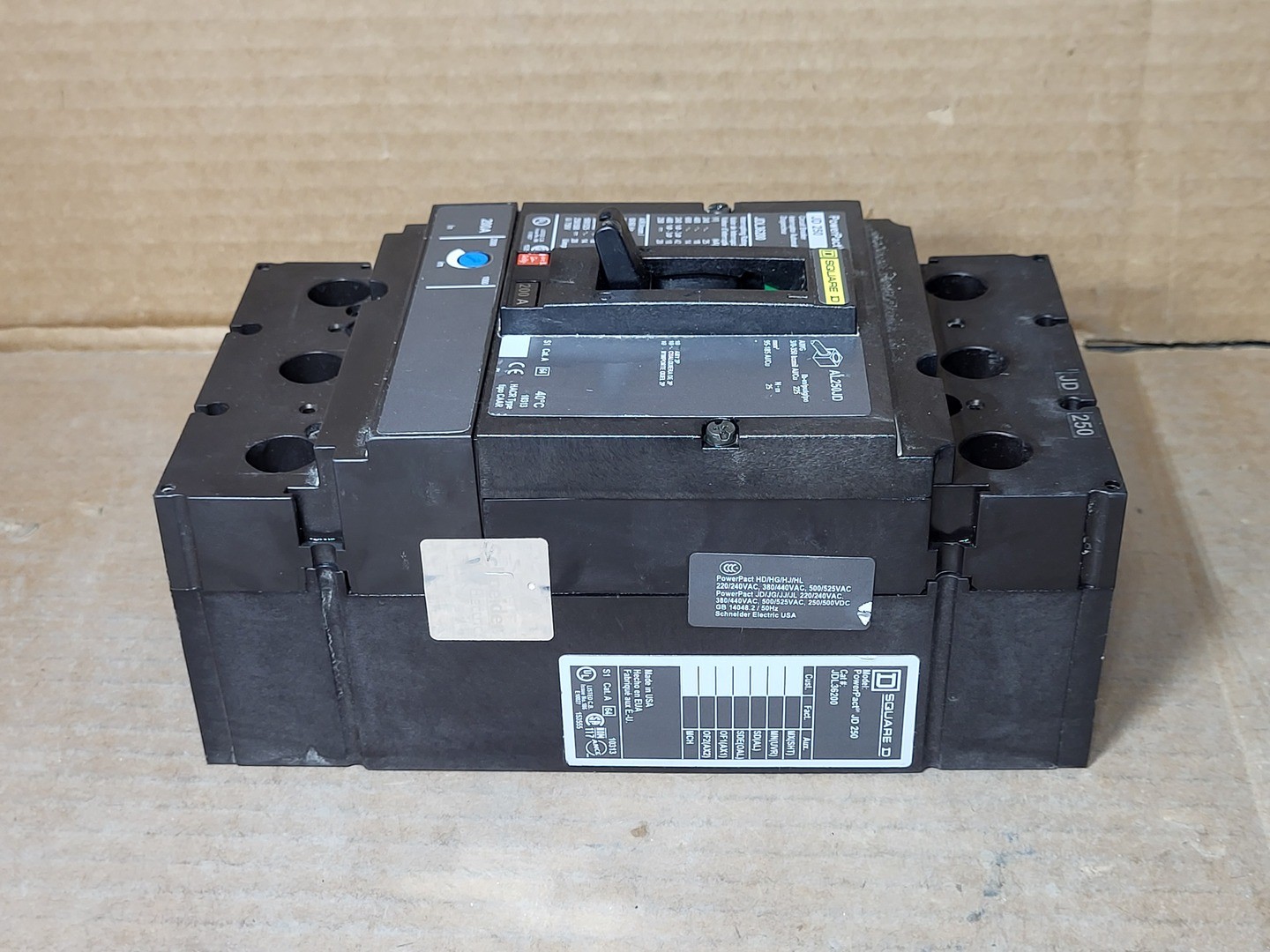 SURPLUS NEW SQUARE D JDL36200 200 Amp, 3 Pole, 600 Volt Circuit Breaker