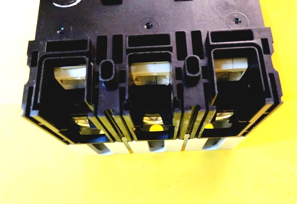 ⚡GENERAL ELECTRIC GE BY ABB FBV36TE025RV 25A 3P 240VAC 480VAC CIRCUIT BREAKER⚡
