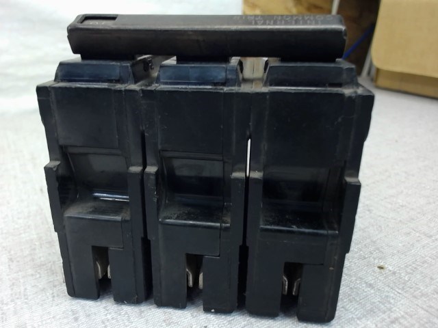 General Electirc Circuit Breaker, Thql32030 Type Thql-Ac, 240 Vac, 30 Amp 3P