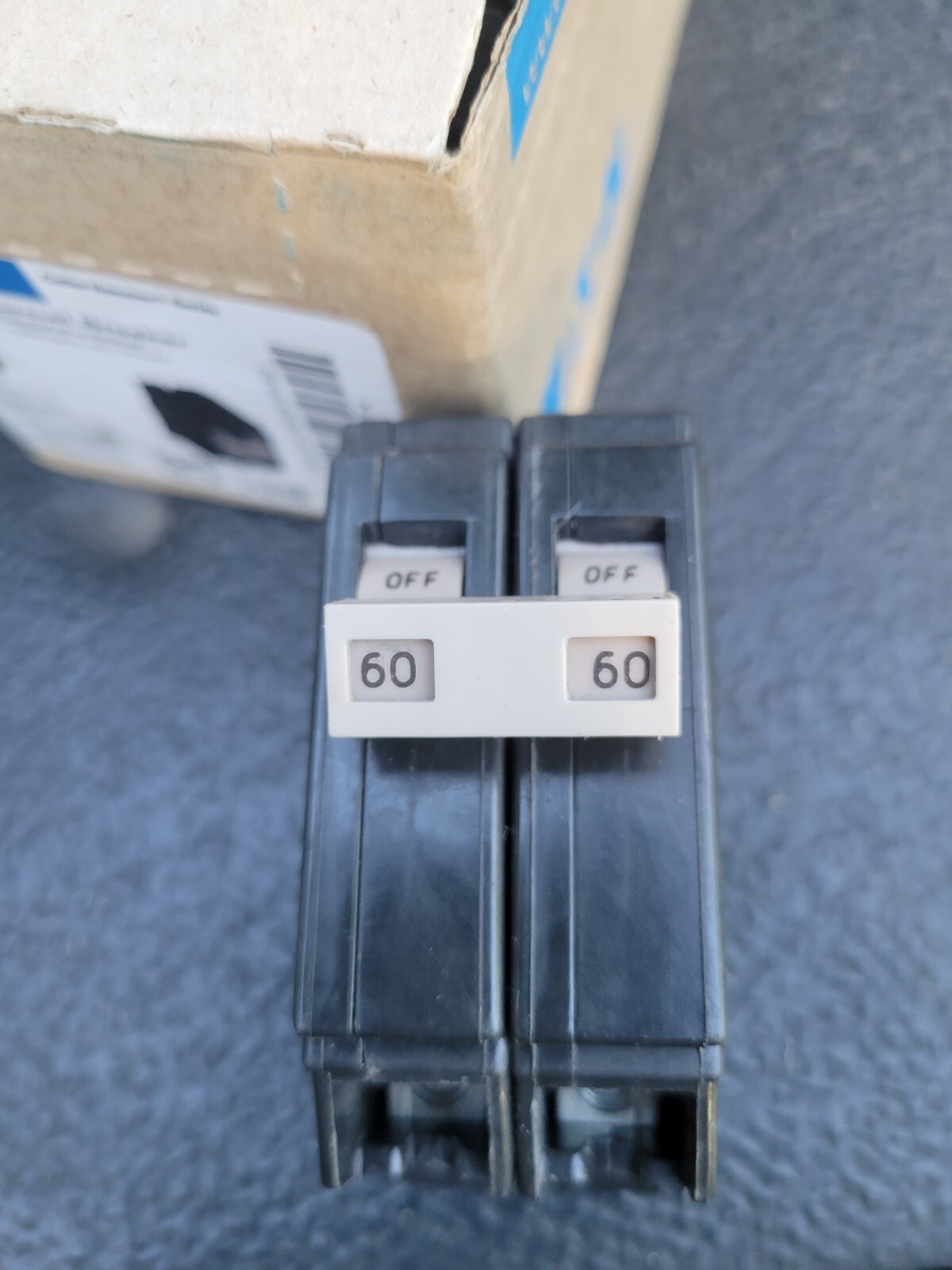 Eaton CH260 Circuit Breakers