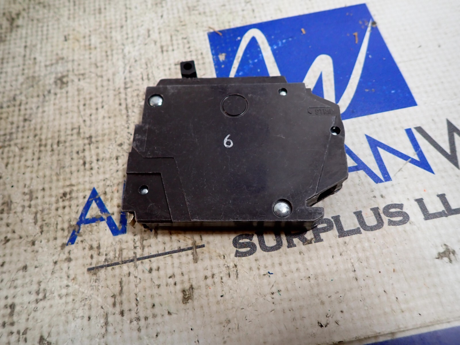 CASE of 20 NEW GE THQP140 1 pole 40 amp Plug in THQP 120v Skinny Breakers