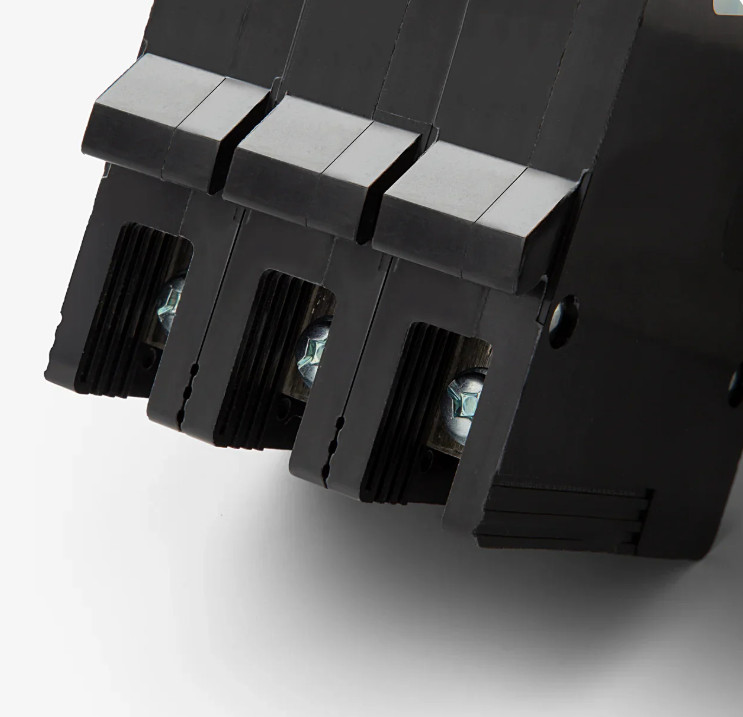 NIB – Square D – EDB34030 – Molded Case Circuit Breaker – 30A, 3-Phases, 480V