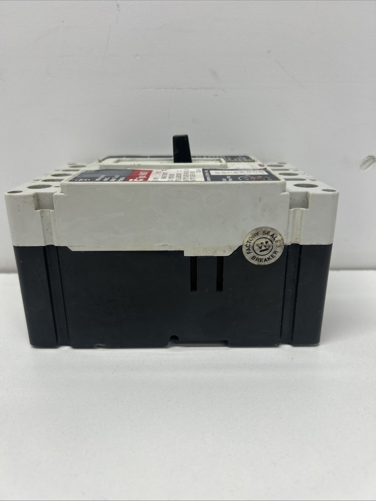 WESTINGHOUSE HMCP015EOC 600V 15A 3 Pole Circuit Breaker