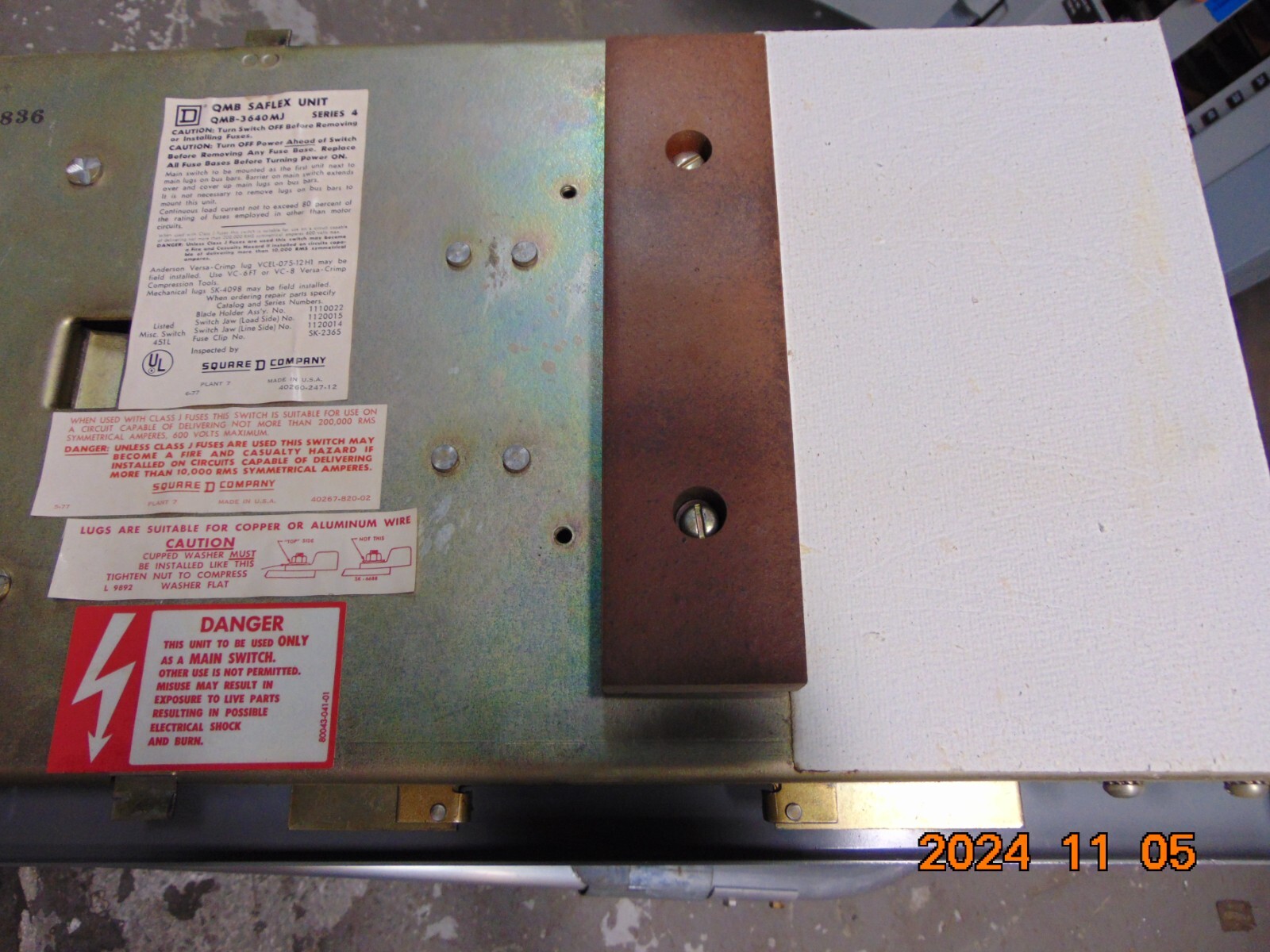 Square D QMB Saflex Unit 400 Amp 3 Pole 600 AC Volts Cat. QMB 3640-MJ MAIN