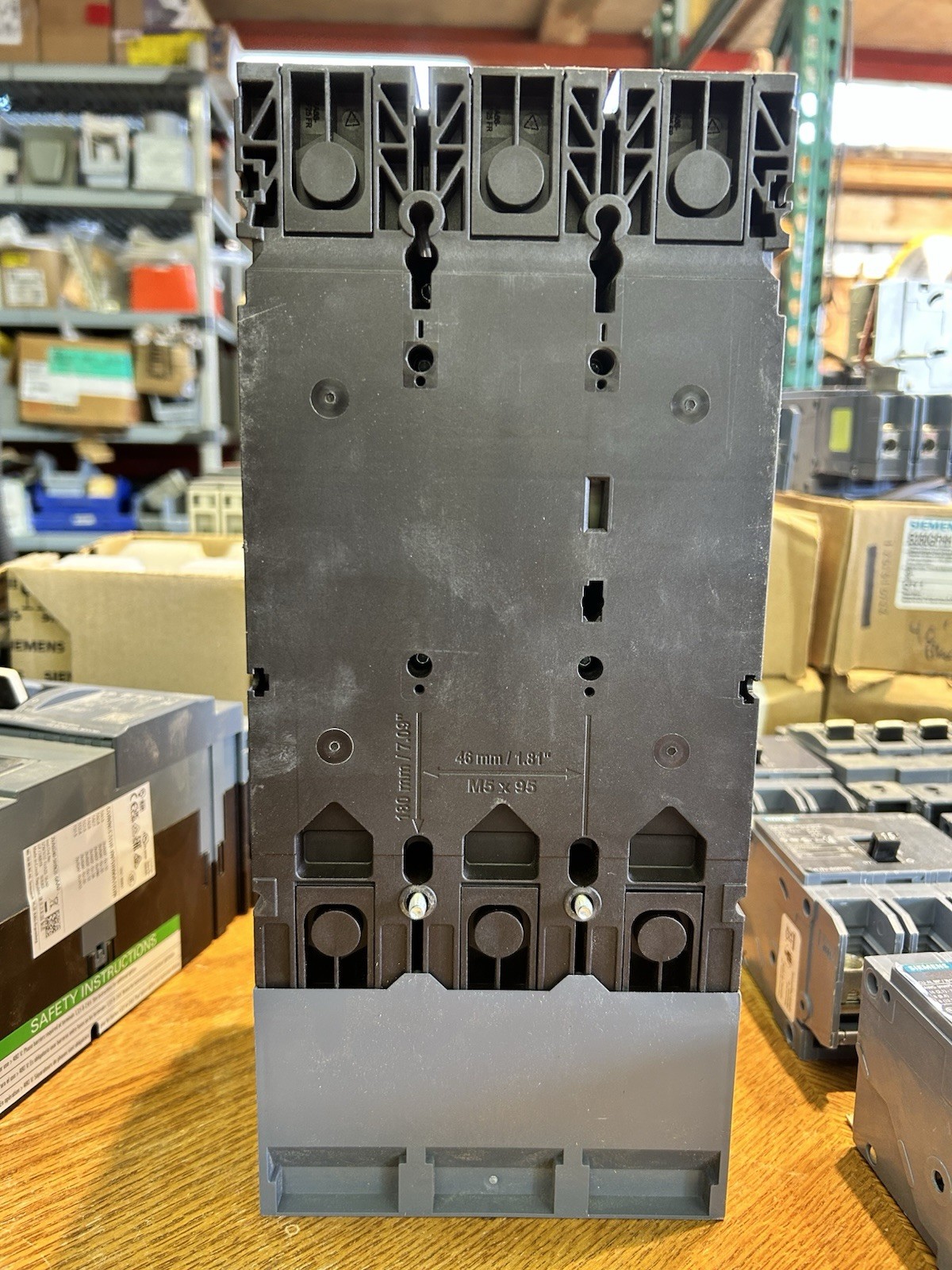 Siemens 3VA5340-5EC31-0AA0 400amp 3 Pole Breaker