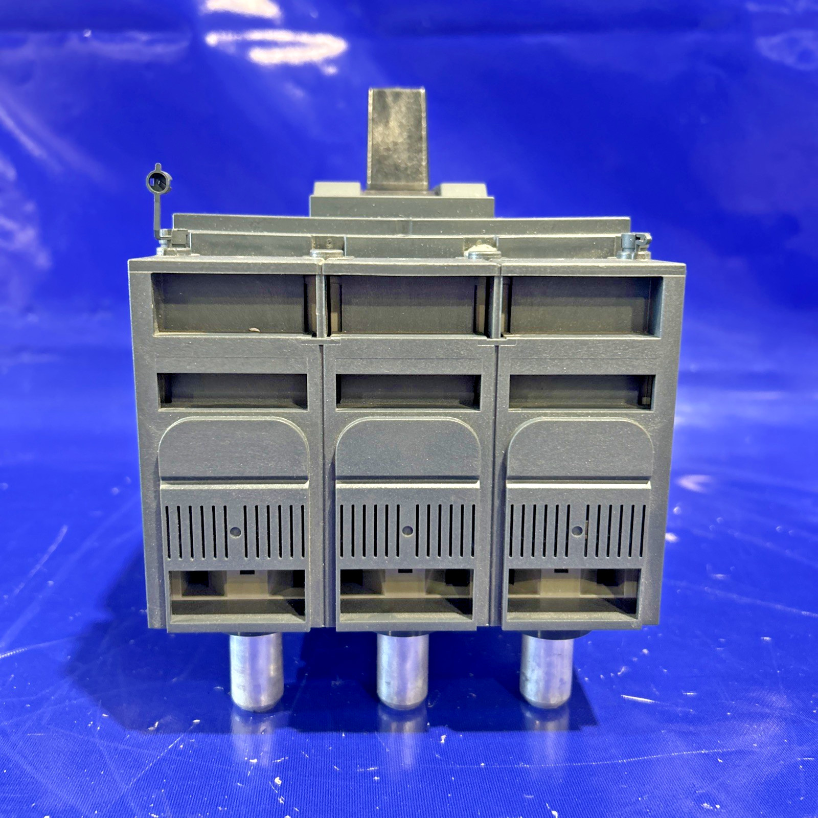 NSJ600A 600 Amp 600V 3 Pole Merlin Gerlin Circuit Breaker🟦