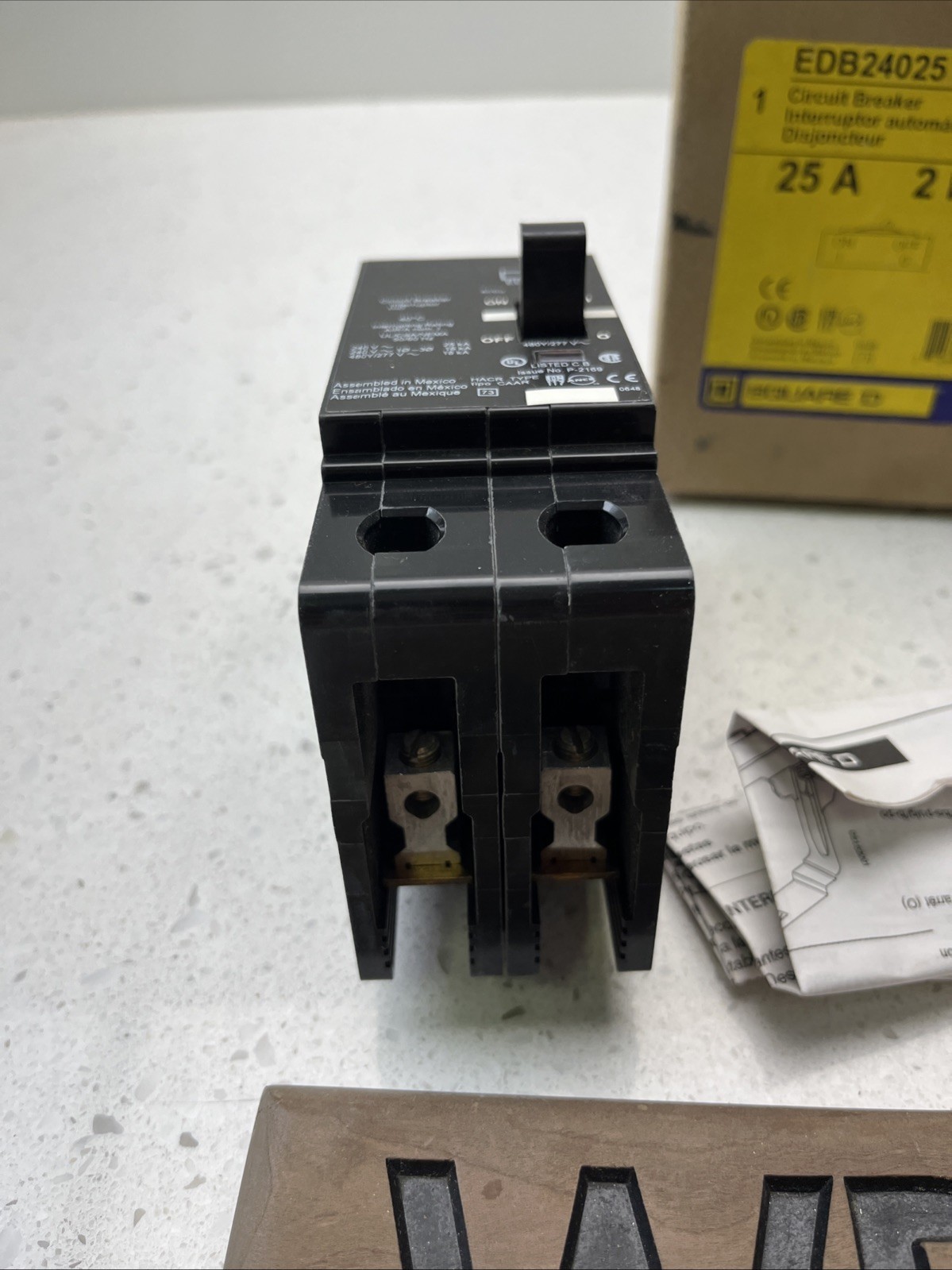 SQUARE D EDB24025 BREAKER 2POLE 25A 480/277V BOLT ON NEW IM BOX
