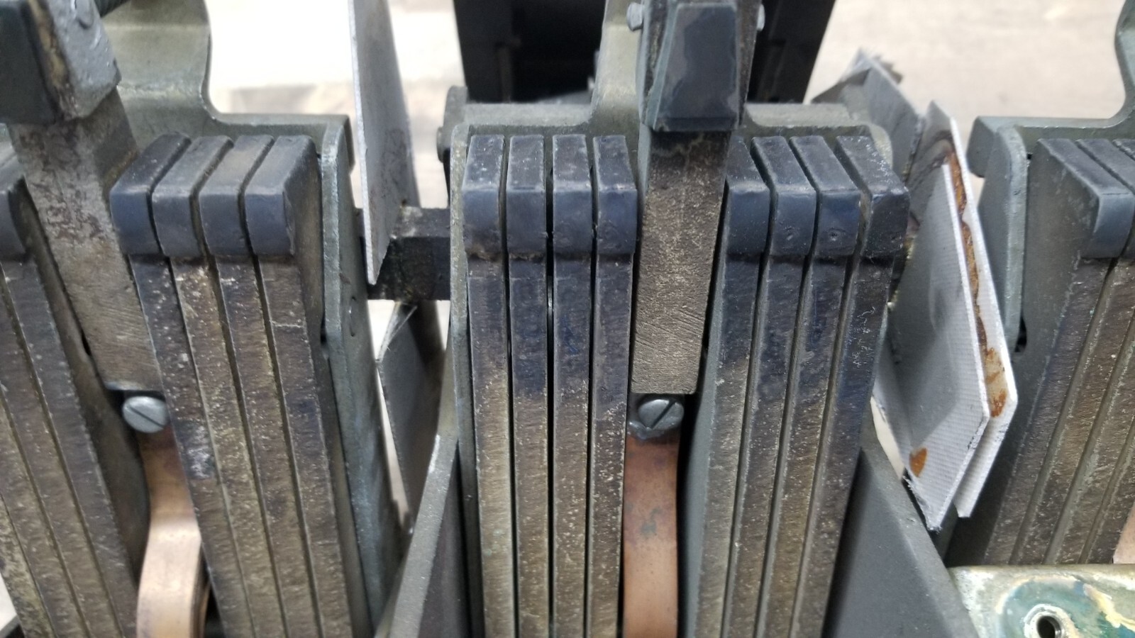 Westinghouse PB32000F 1600amp Trip De-Ion circuit breaker (Switch part only)