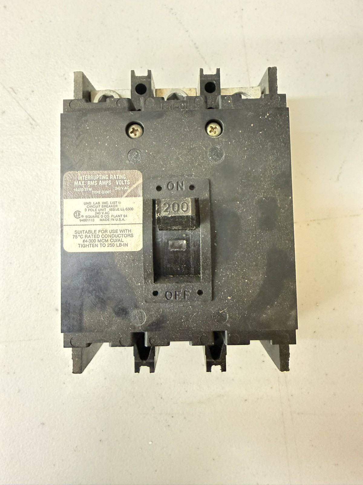 Q2L3200H Square D 200 Amp 240 VAC Circuit Breaker NOS