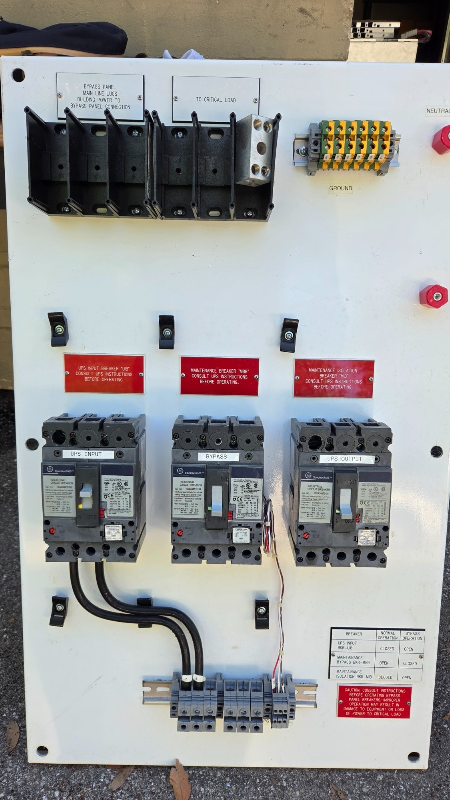 (3) GE SEPA36AT0100 Spectra RMS 100A 3 Pole 600V Circuit Breaker & Custom Panel