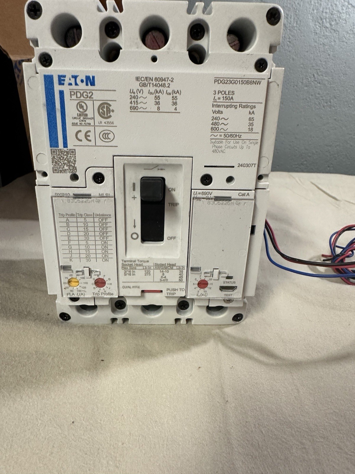 *NEW* Eaton PDG23G0150BBNW 150A 3-Pole 690V AC Breaker Test Button