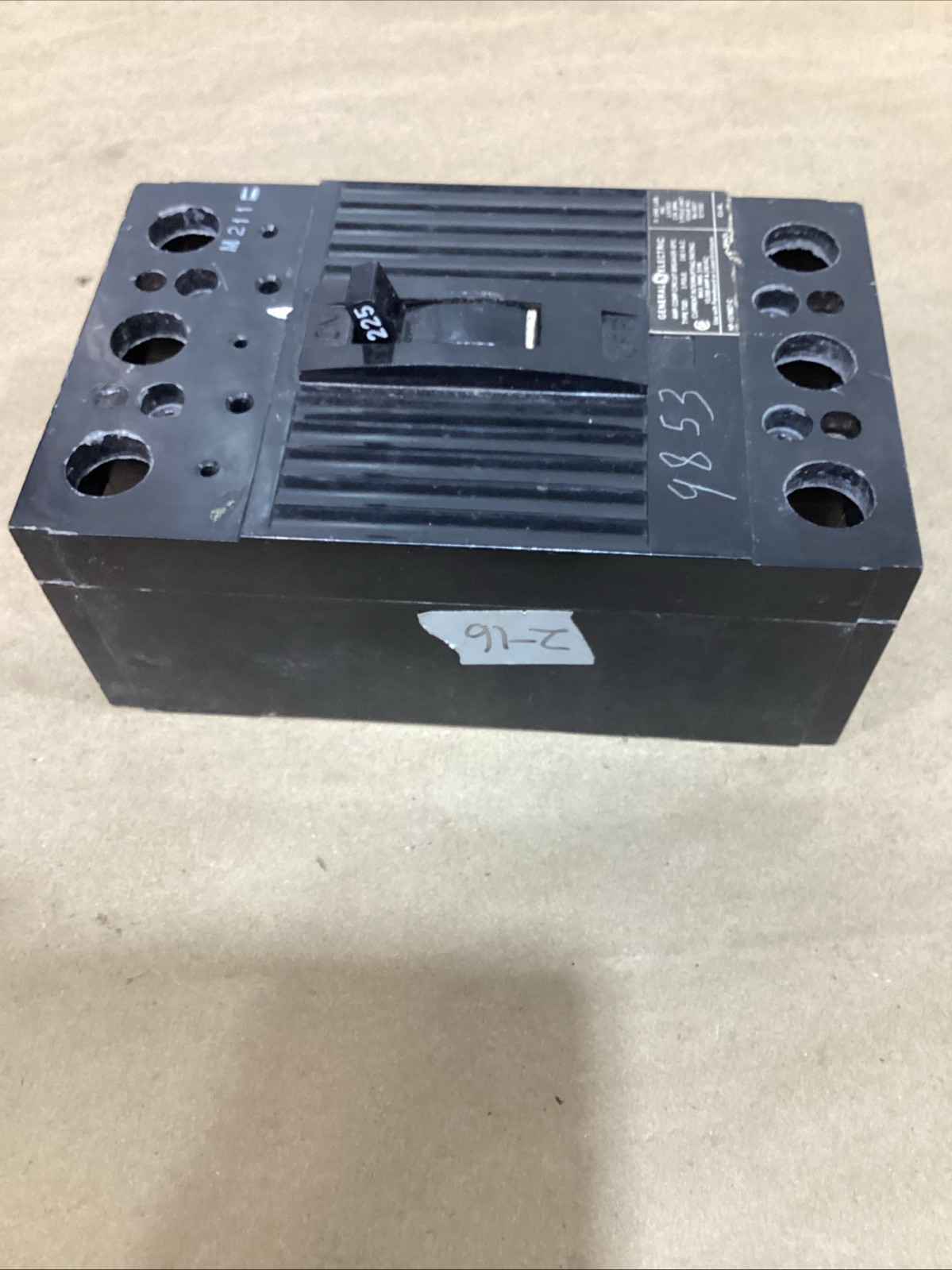 Used Working GE NP1578027C TQD Type 3 Pole 10000 Amp 240 VAC Circuit Breaker 002